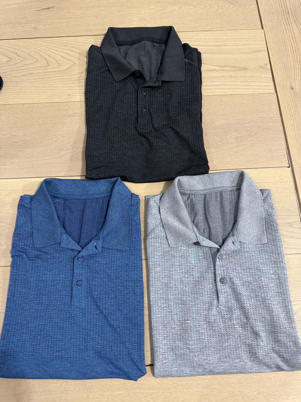 Lululemon Metal Vent Tech Short Sleeve Polo Shirt Lot of 3